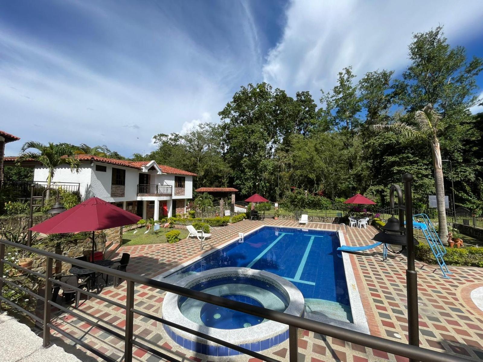 Rancho San Luis, Paramo Exterior foto