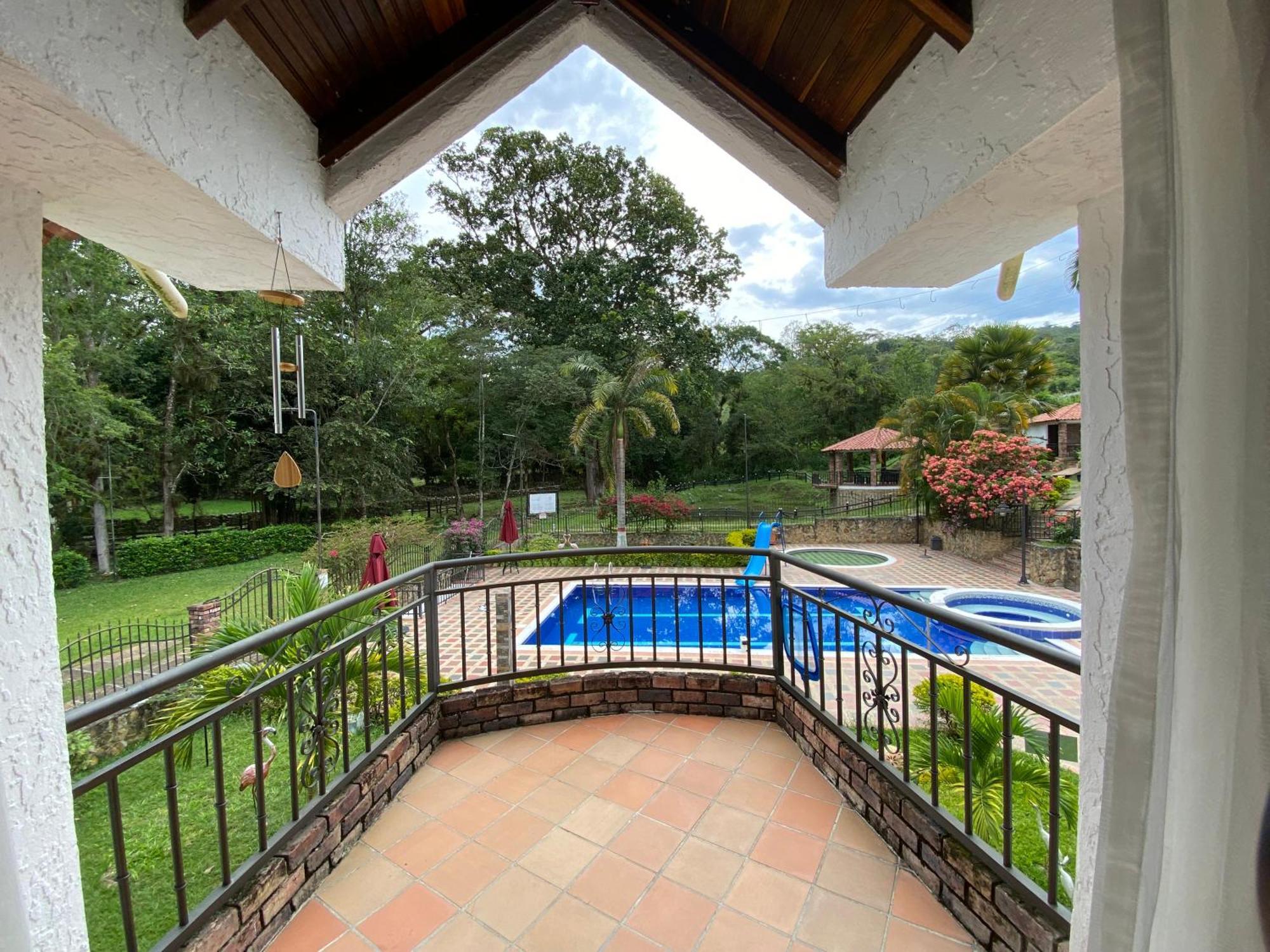 Rancho San Luis, Paramo Exterior foto